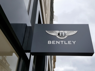 Bentley enseigne